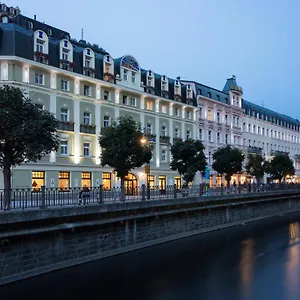 https://kolonada.marianskelaznehotels.net