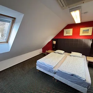 Excellent In Center 5 Min Walk From The Colonnade , Karlowe Wary Czechy